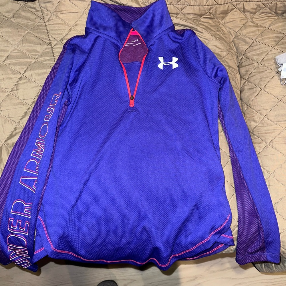 Under Armour 1/4 zip shirt. Like new
